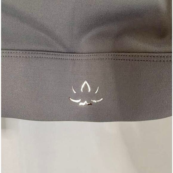 NWT Beyond Yoga POWERBEYOND™ Strive Long Line Bra in Iron Grey sz. S - Picture 4 of 6